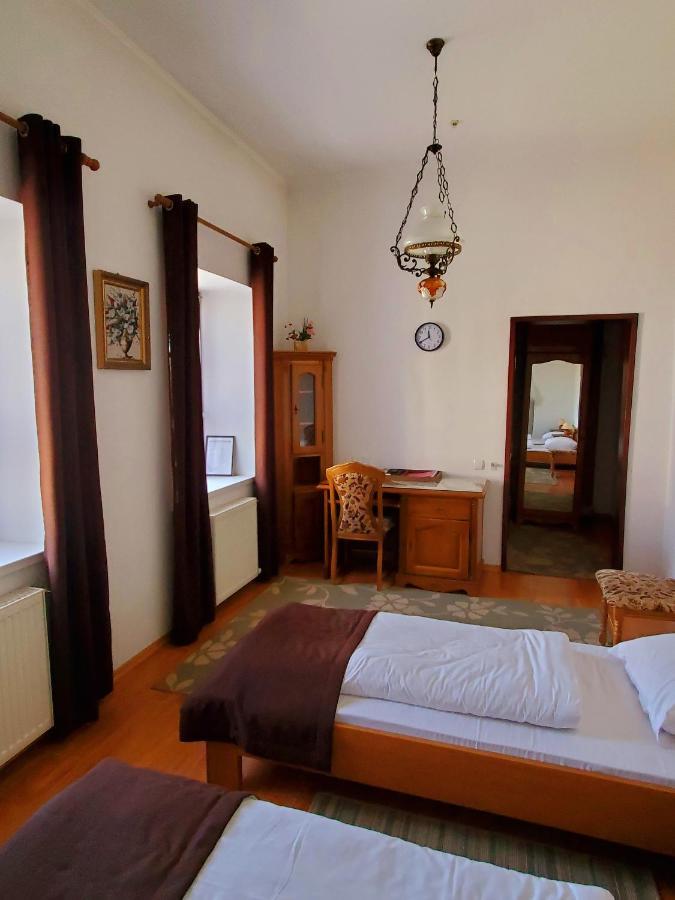 Hetman Hotel *
